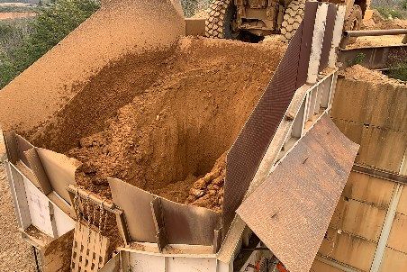 Safely clearing silo, hopper, and chute blockages