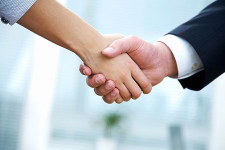 Polaris buys four dry bulkers from Vale